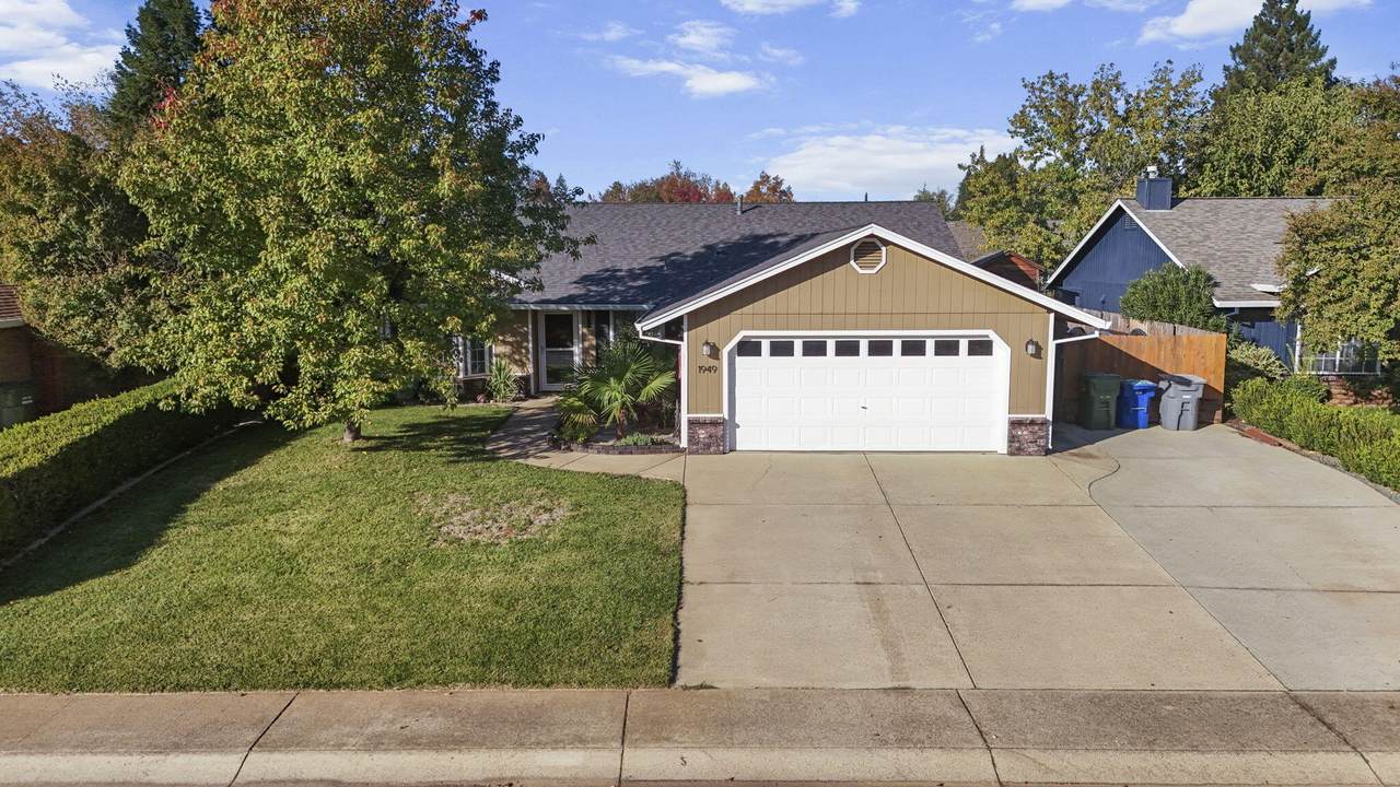 1949 Catherine Way - Photo 1