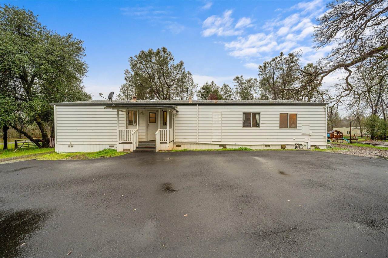 21274 Lela Lane - Photo 1