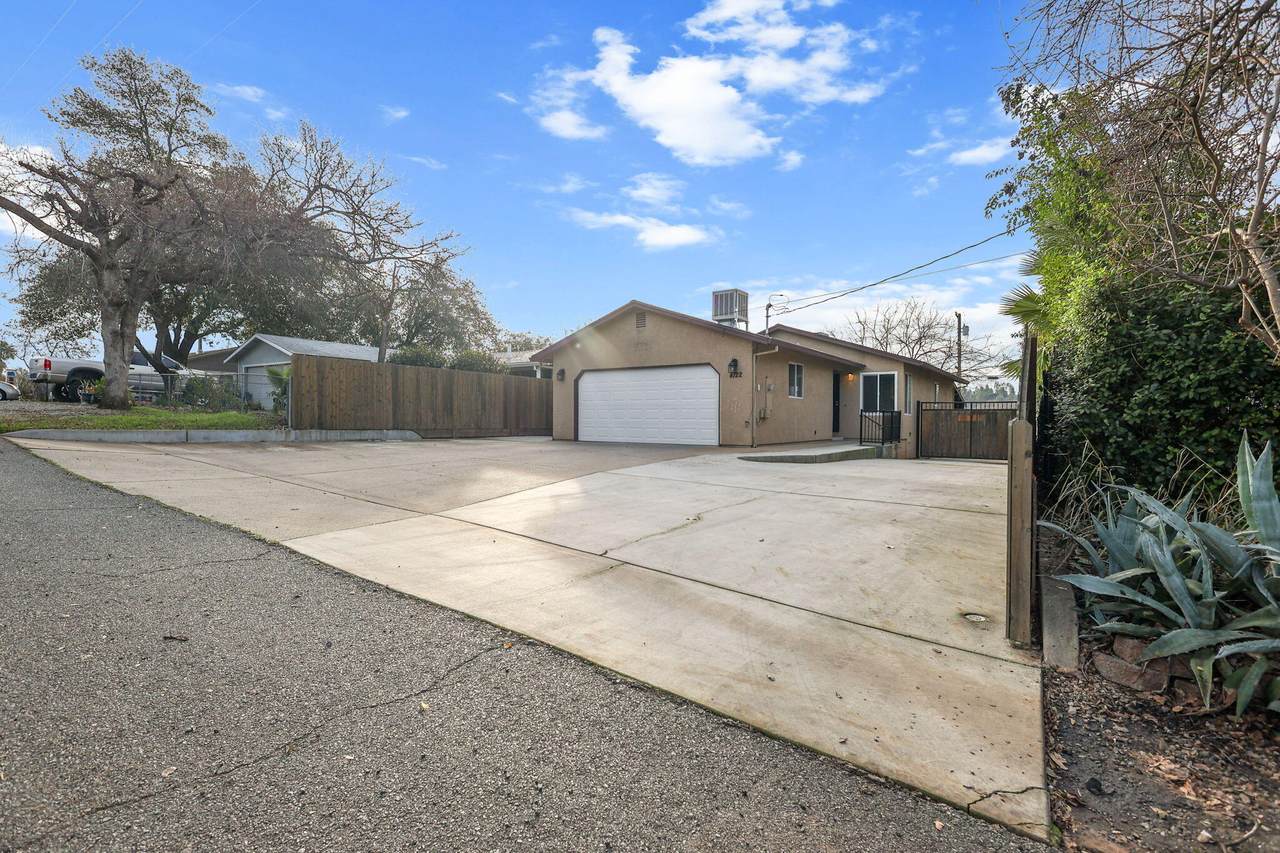 4122 Main Street - Photo 1