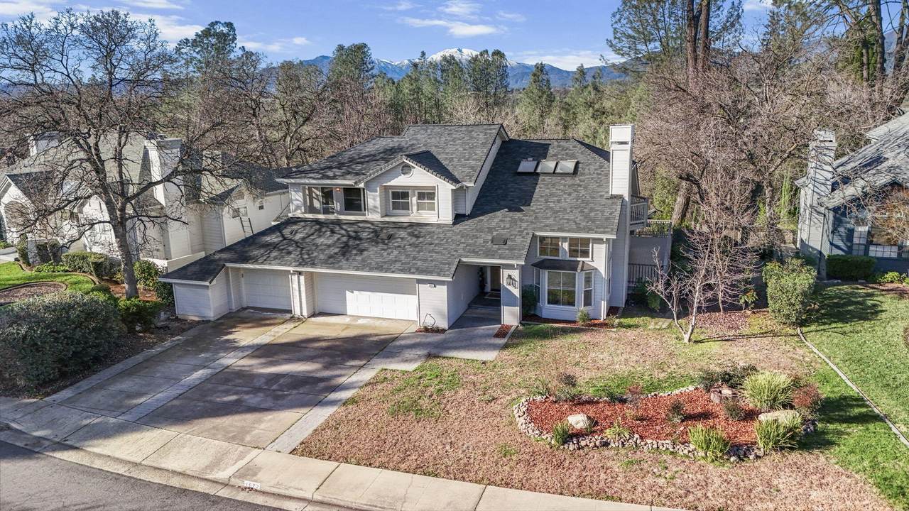 1672 St Andrews Drive - Photo 1