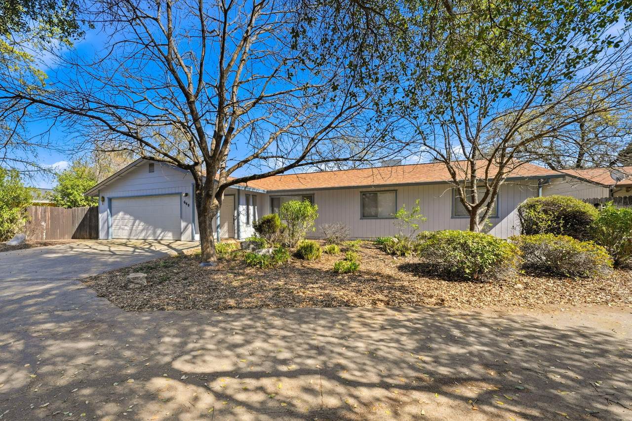 649 Lowe Street - Photo 1