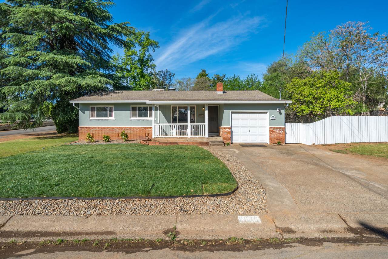 2976 West Way - Photo 1