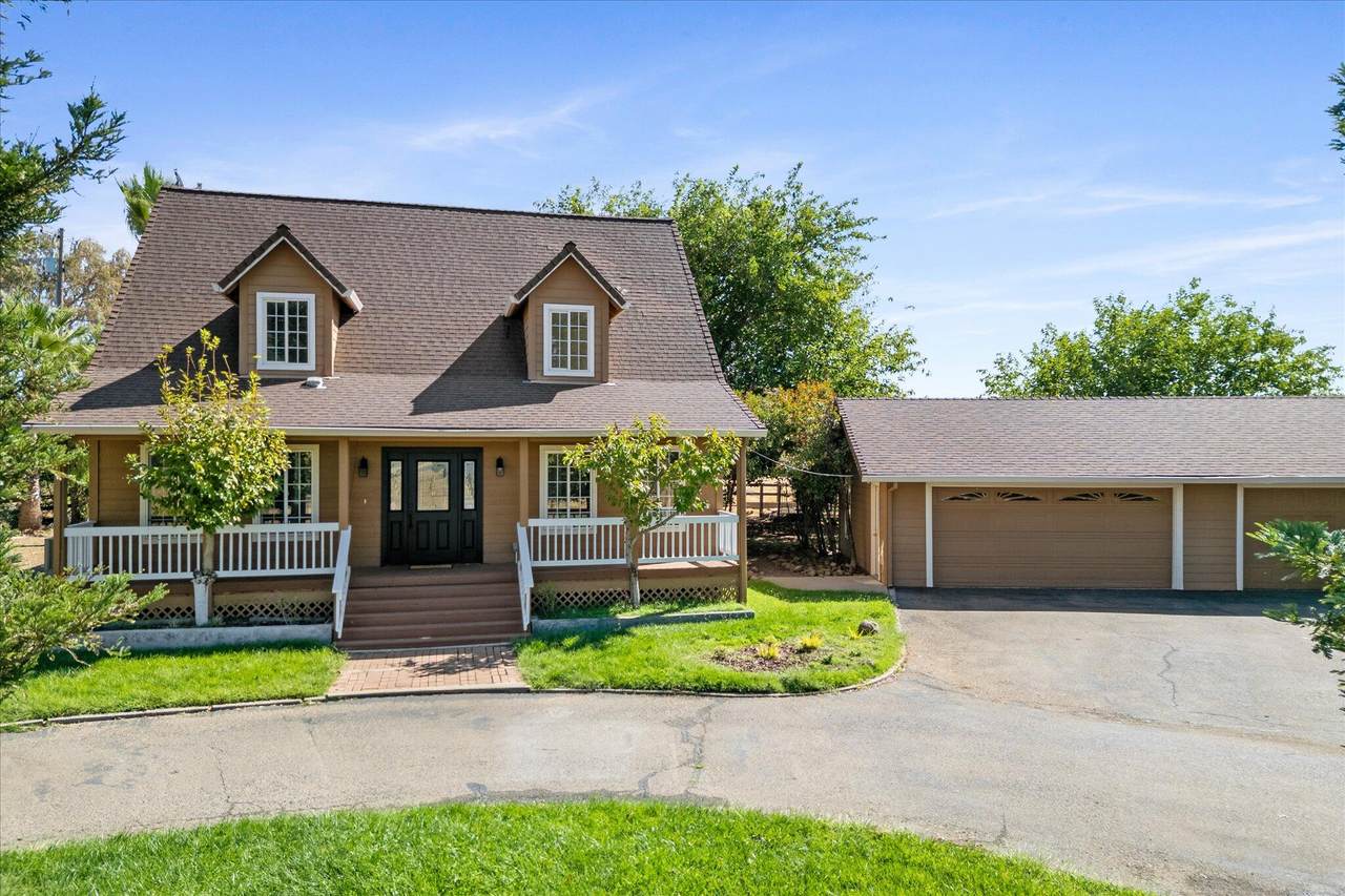23523 Millville Way - Photo 1