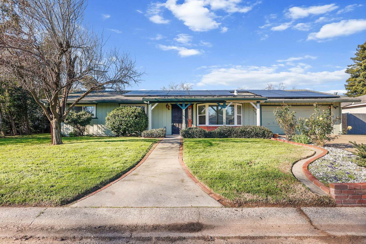 150 Nina Avenue - Photo 1