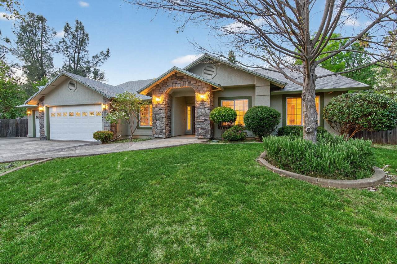 11456 Wales Drive - Photo 1