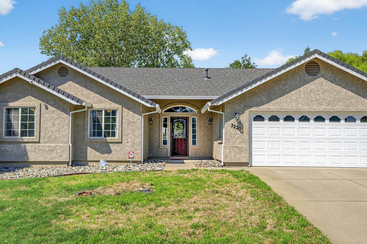 3220 Wandsworth Drive - Photo 1