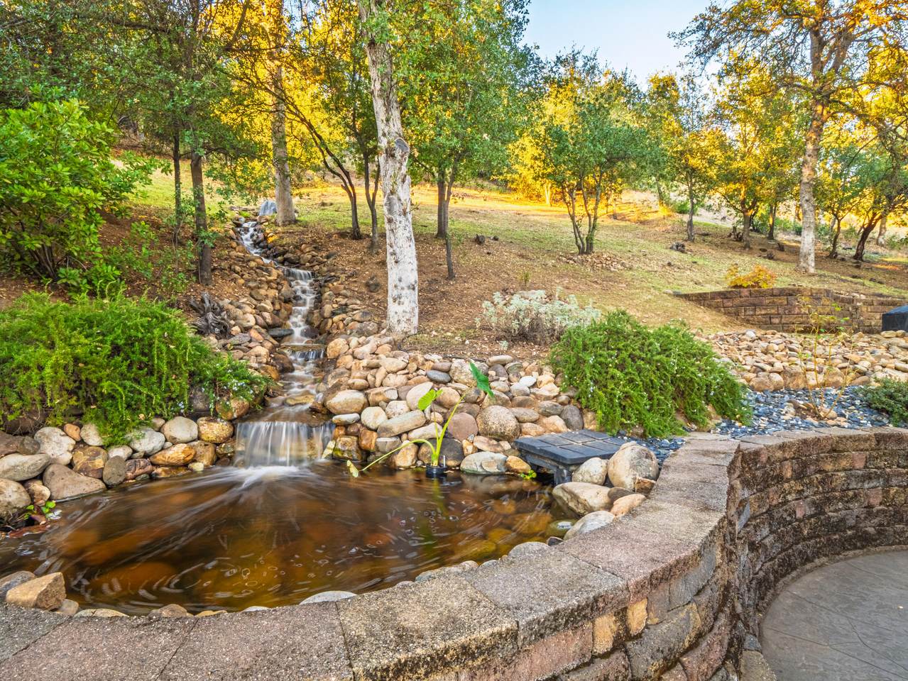 https://bt-photos.global.ssl.fastly.net/shasta/1280_boomver_1_26-1882-2.jpg