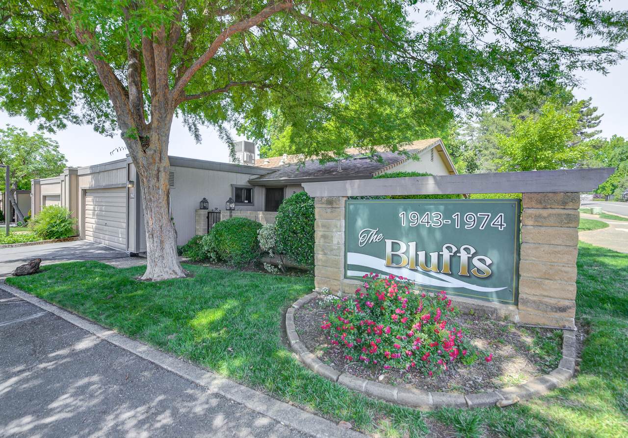 1943 Bechelli Lane - Photo 1