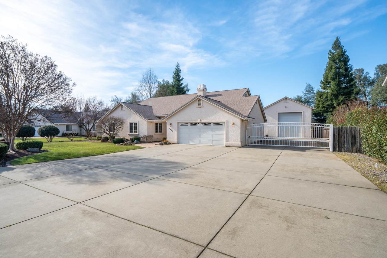4624 Columbine Drive - Photo 1