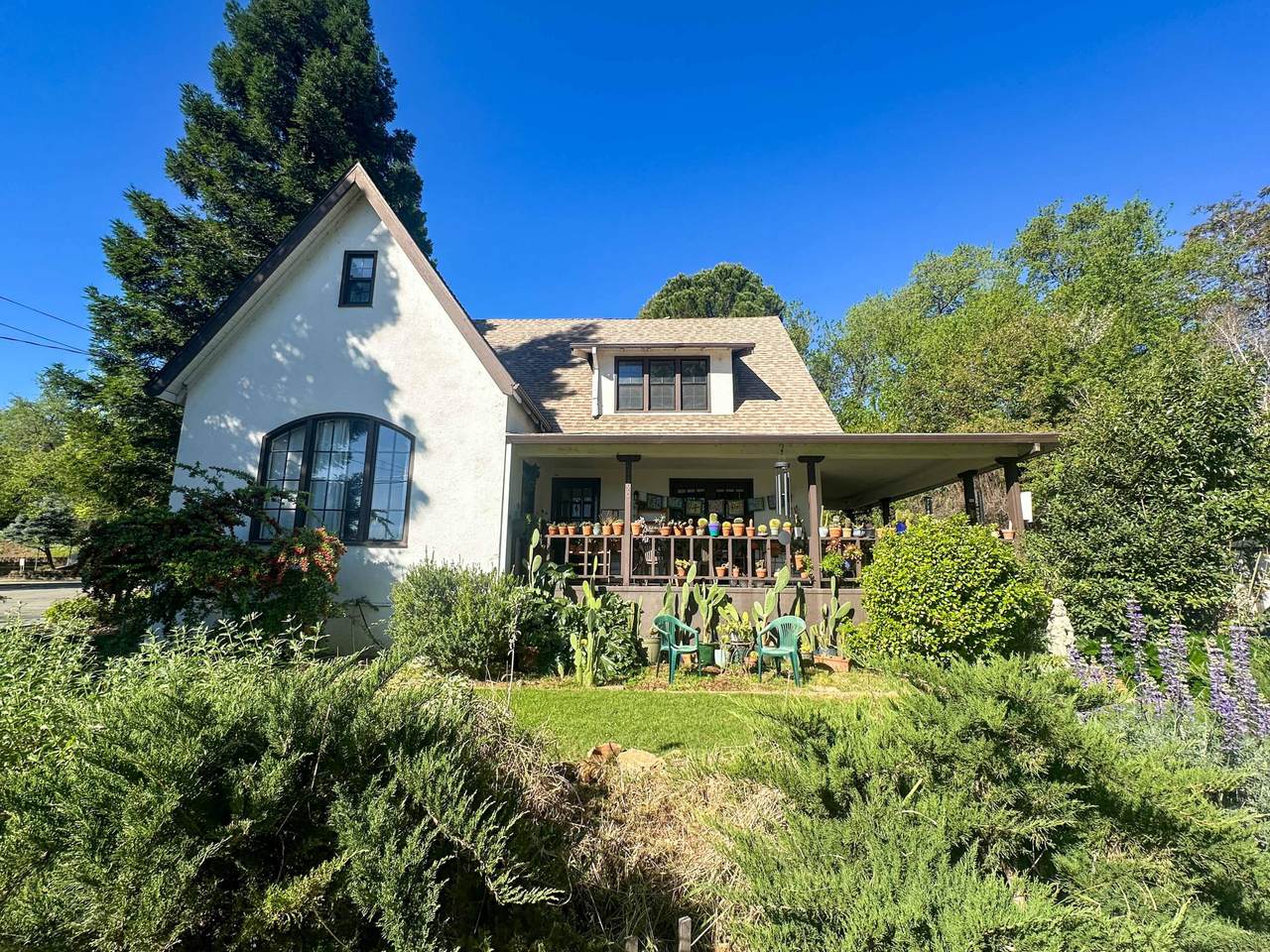 1190 South Street - Photo 1