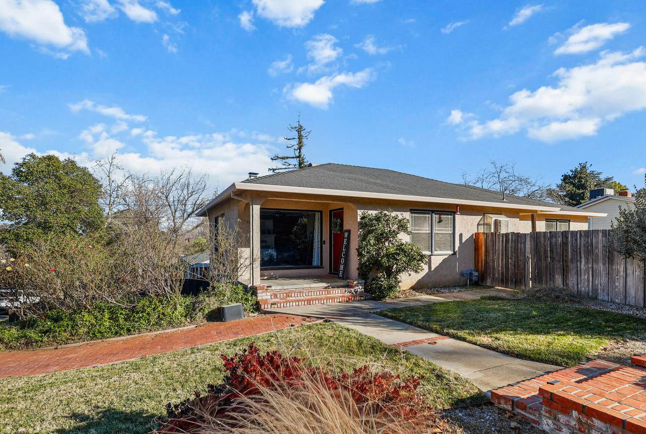 2565 North Street - Photo 1