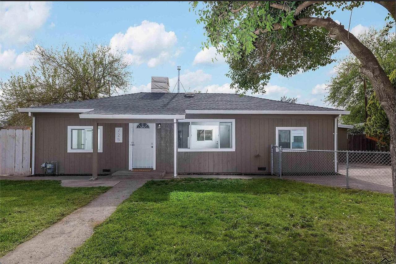 725 East Avenue - Photo 1