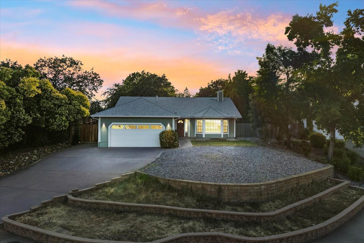 722 St Thomas Parkway - Photo 1
