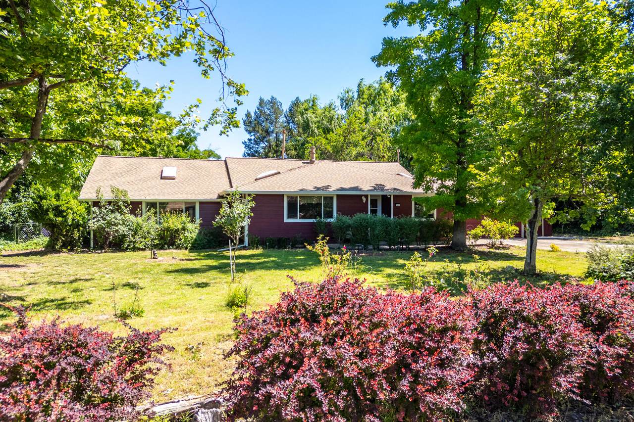 5609 Shady Lane - Photo 1