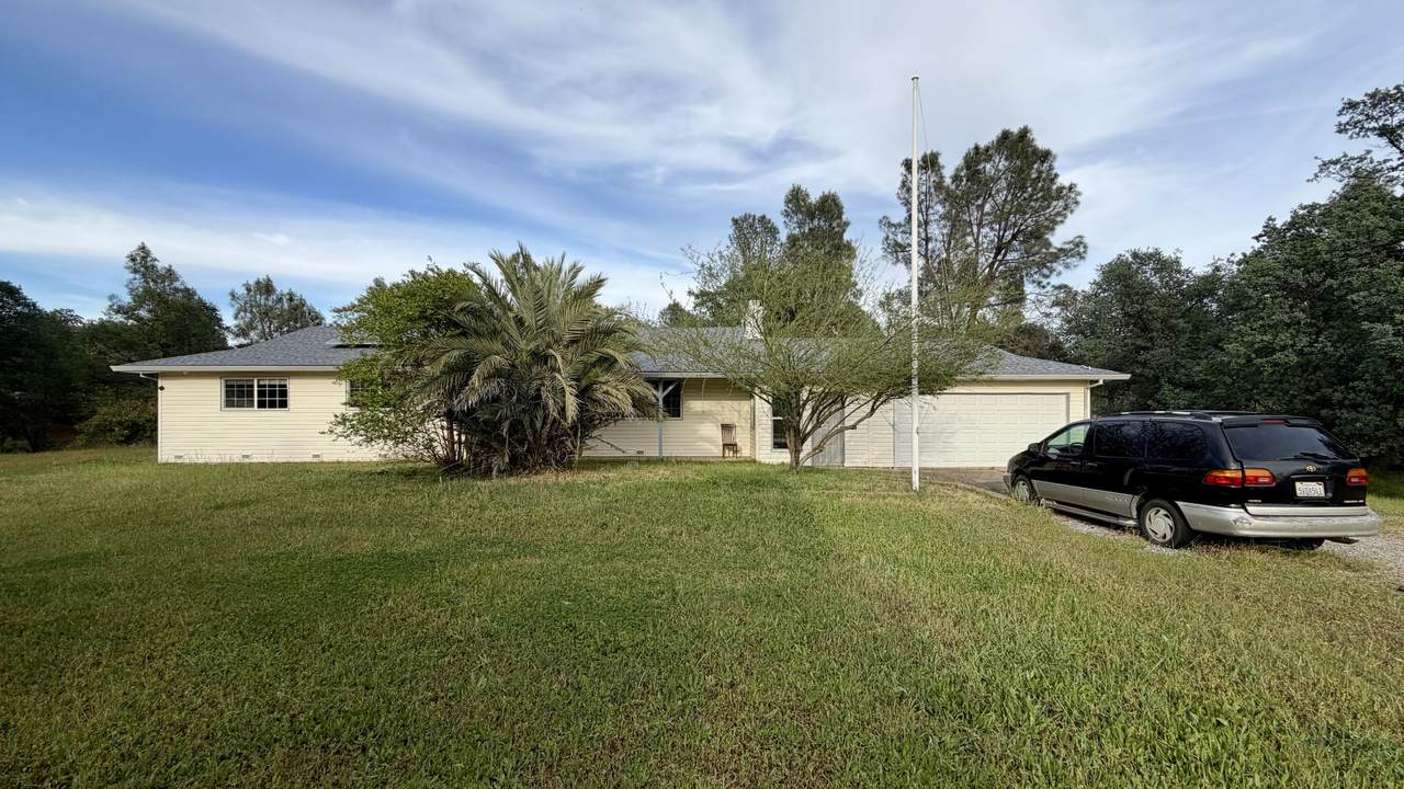17228 China Gulch Drive - Photo 1