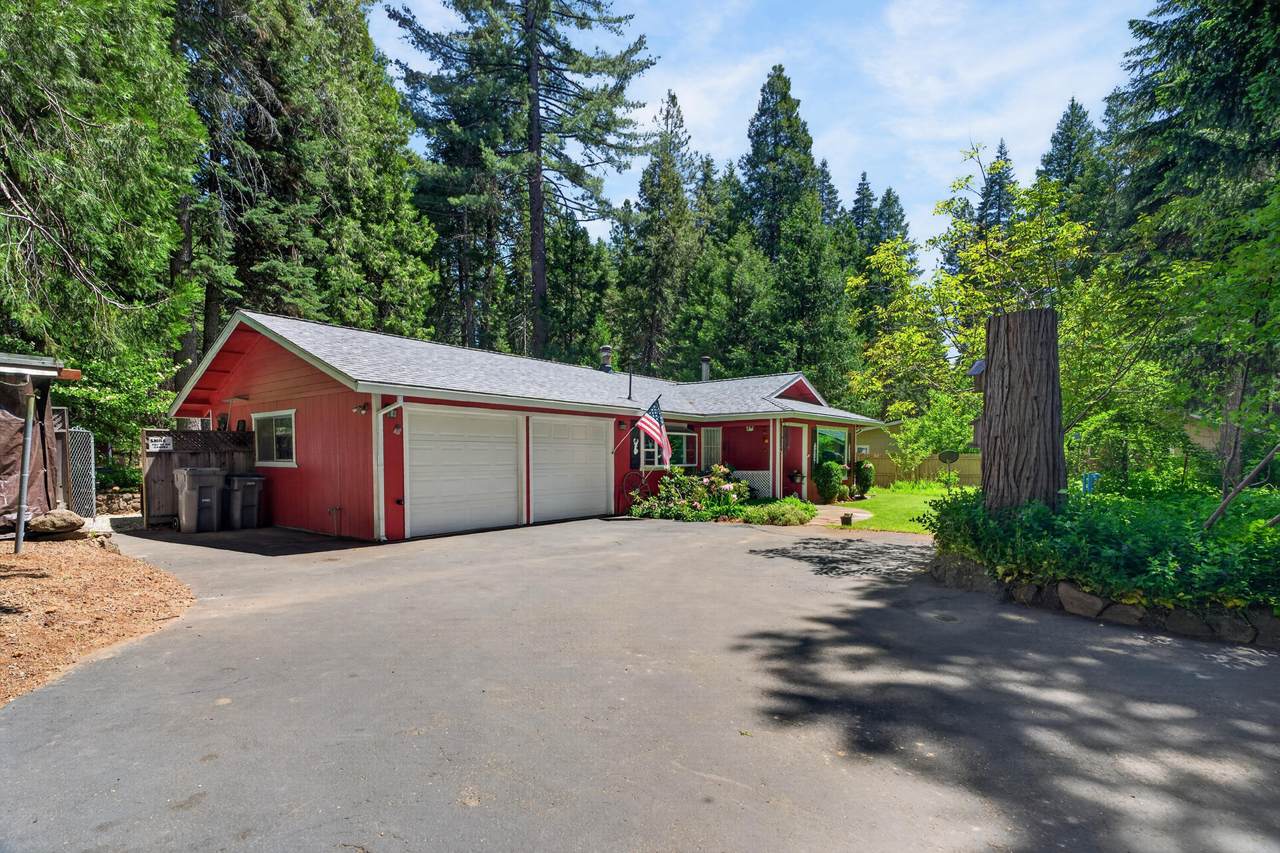 8015 Starlite Pines Road - Photo 1