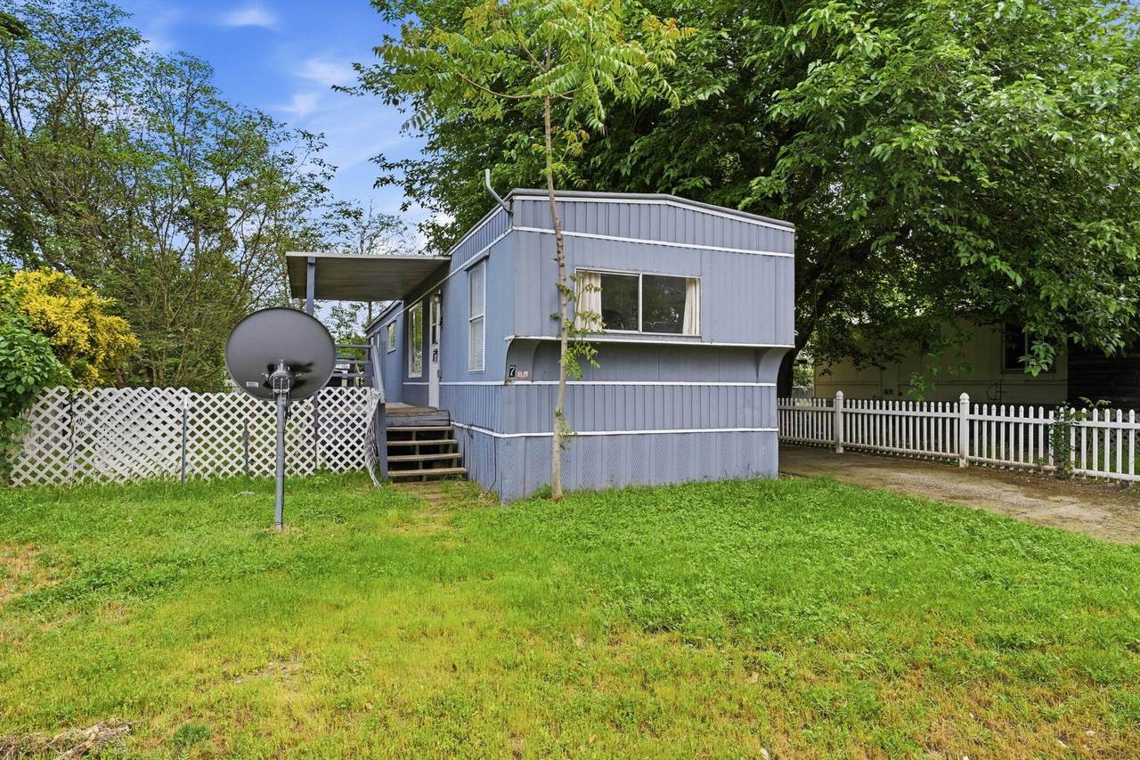 6774 Riverland Drive - Photo 1