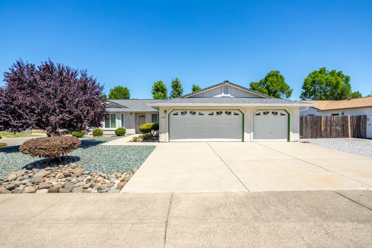 1720 Stetson Way - Photo 1