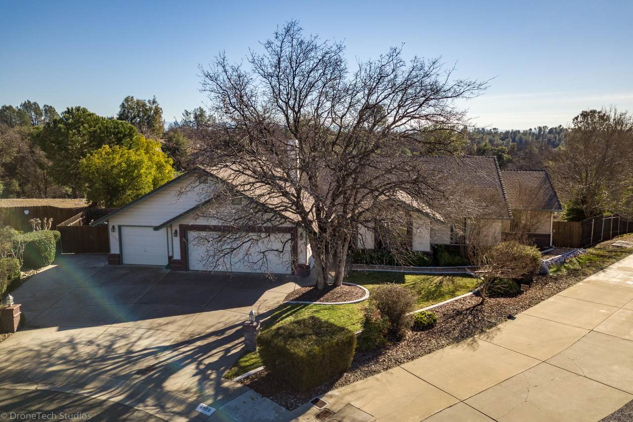 4689 Oak Glen Drive - Photo 1