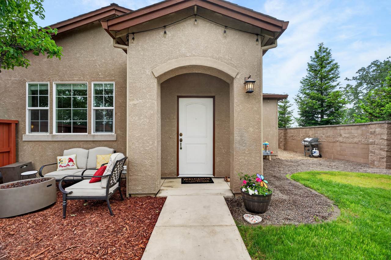 520 Mission De Oro Drive - Photo 1