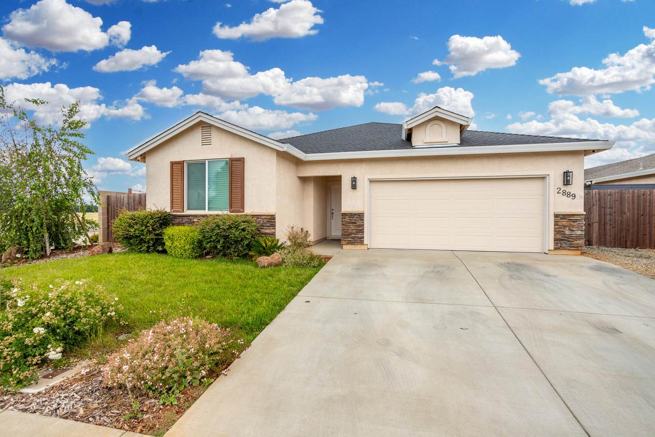 2889 Ukonom Drive - Photo 1
