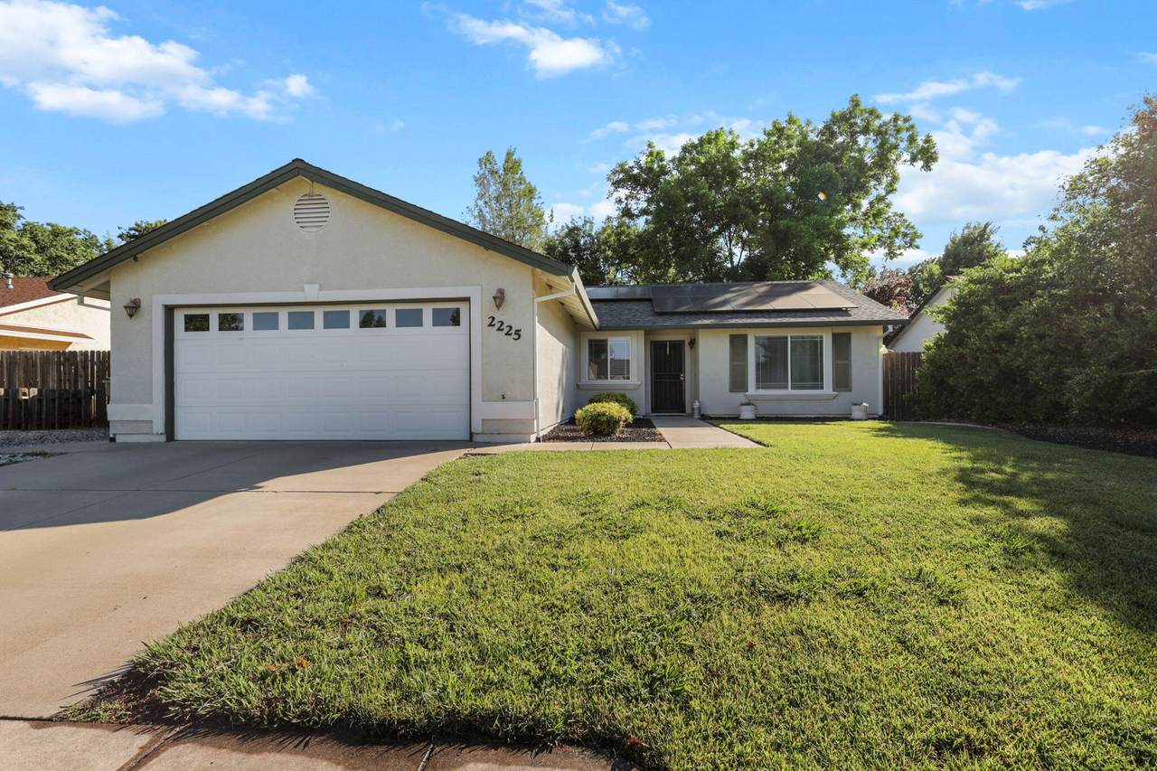 2225 Shenandoah Drive - Photo 1