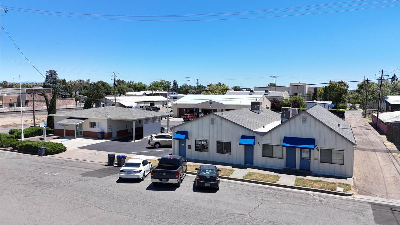 705/717 Pine Street - Photo 1