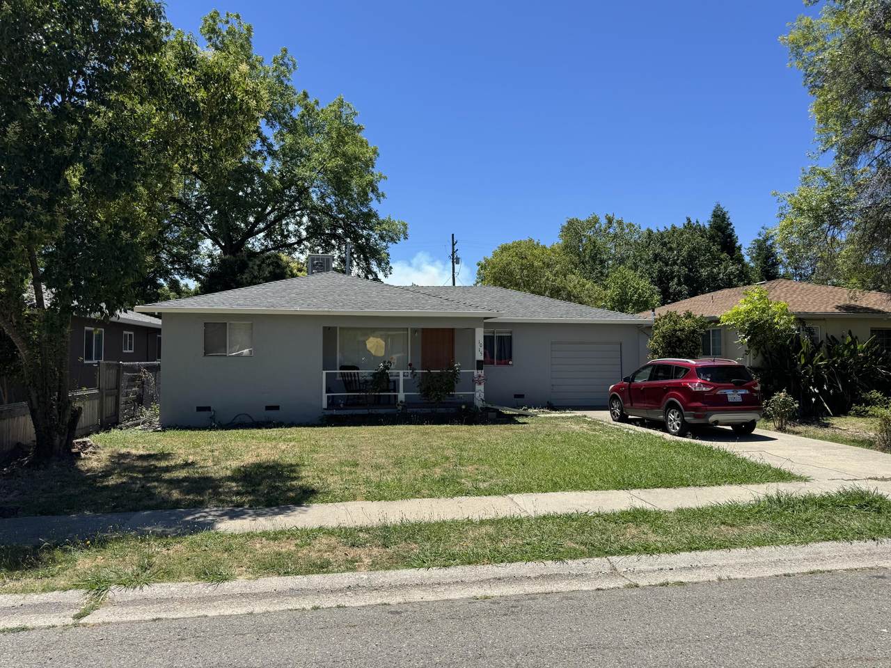 1015 Gold Street - Photo 1