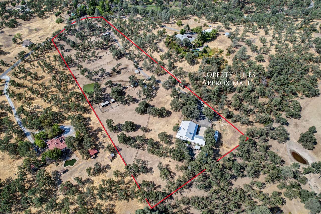 21774 Oak Meadow Road - Photo 1