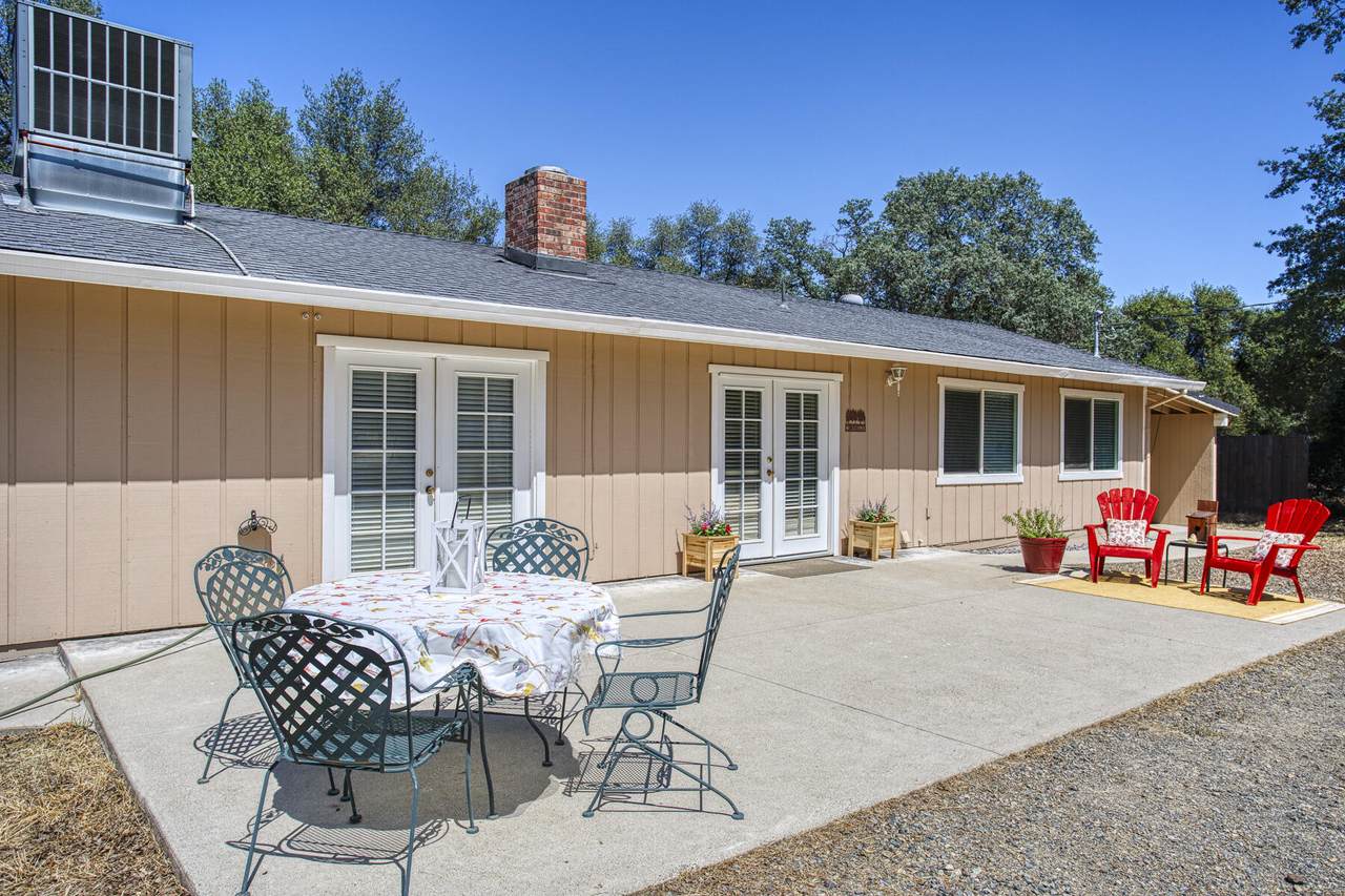 3373 Denice Way - Photo 1