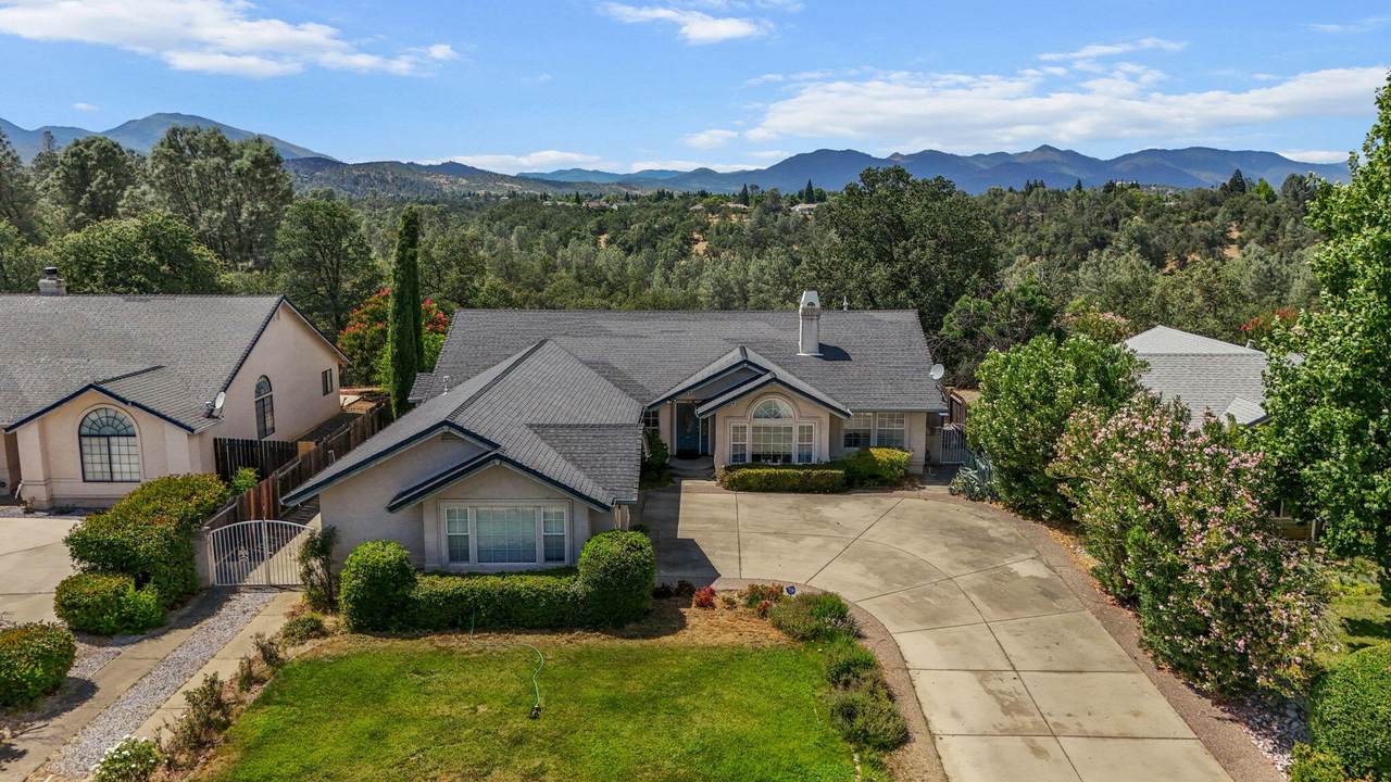 2668 Dawnridge Drive - Photo 1