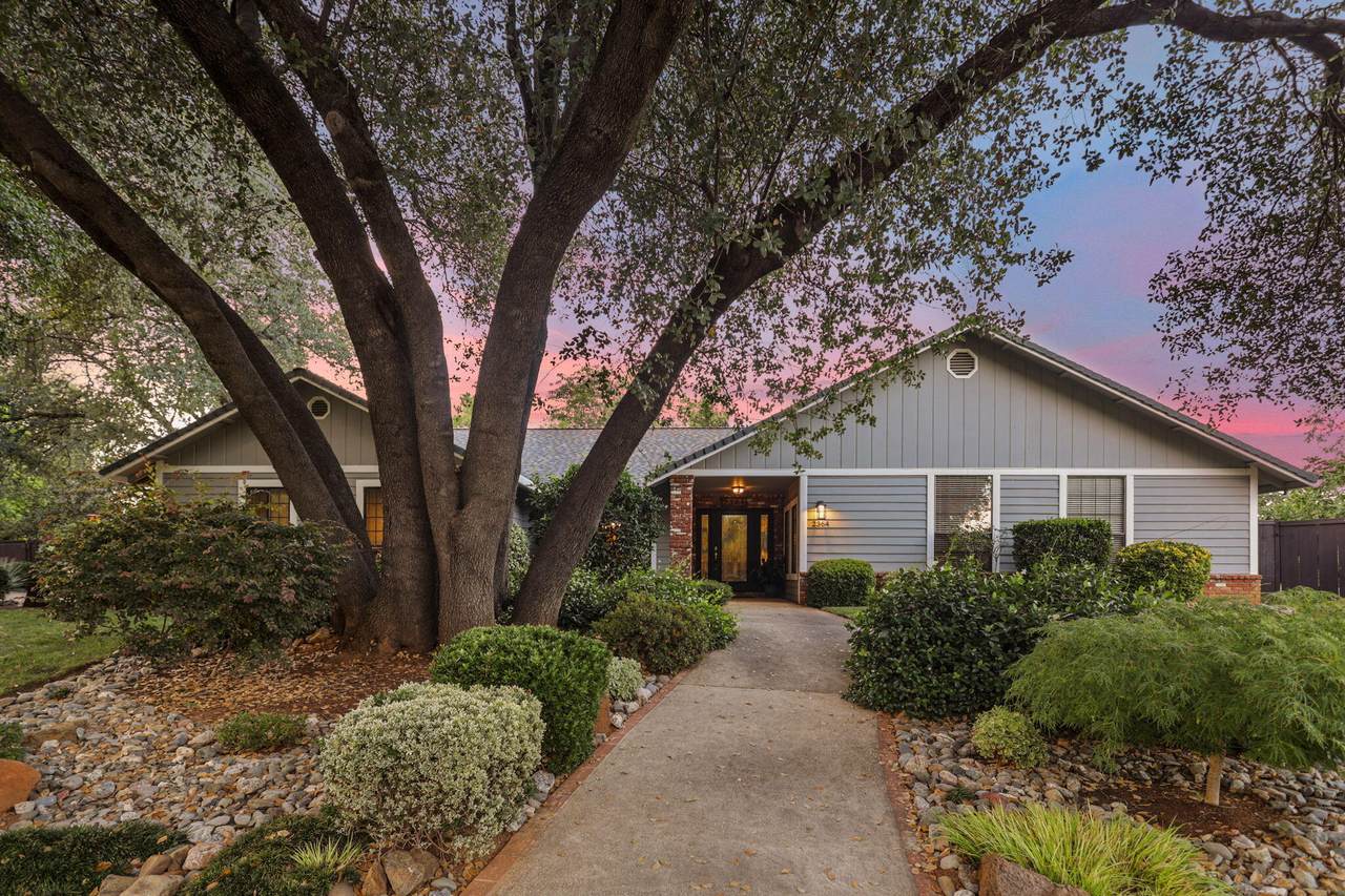 2364 La Madre Court - Photo 1
