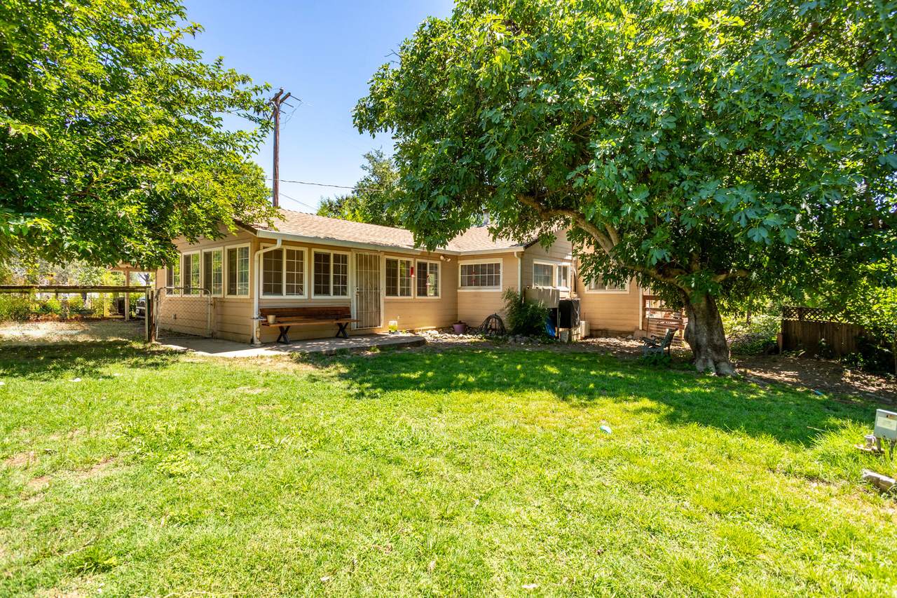 21631 Black Lane - Photo 1