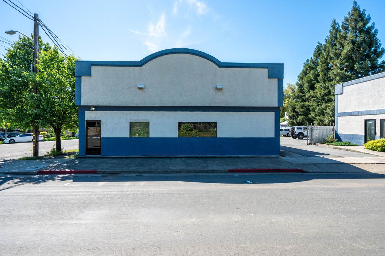1156 Continental Street - Photo 1