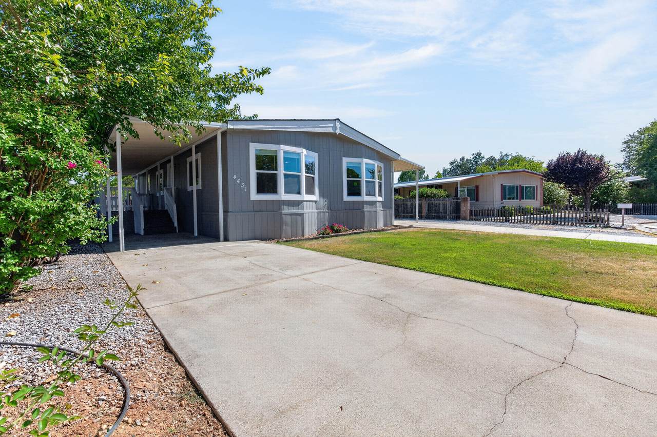 4431 Honeycomb Way - Photo 1