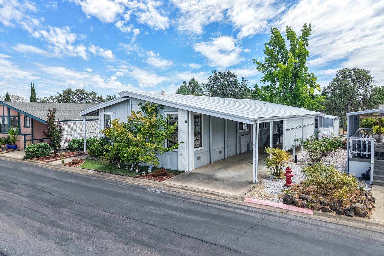 4601 Underwood Drive - Photo 1