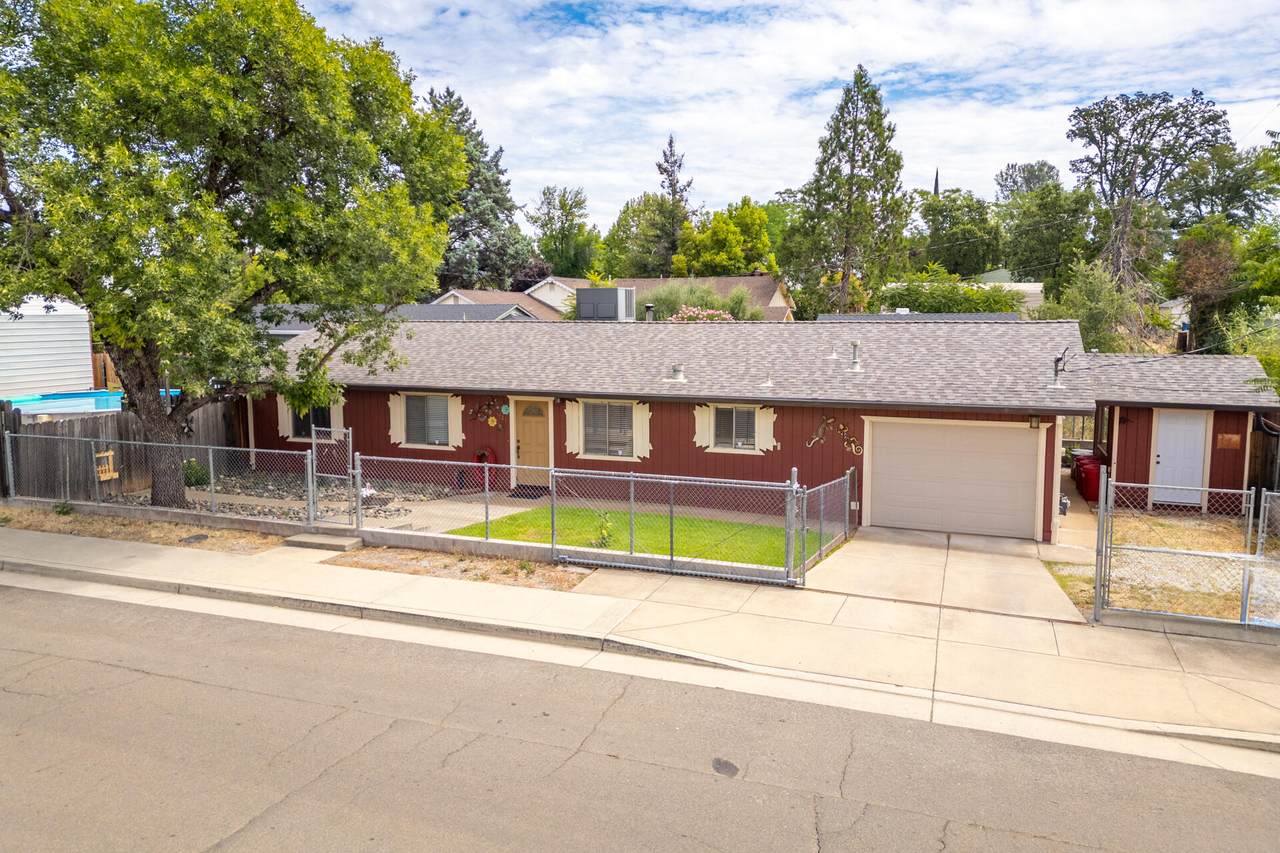 1821 Montana Avenue - Photo 1