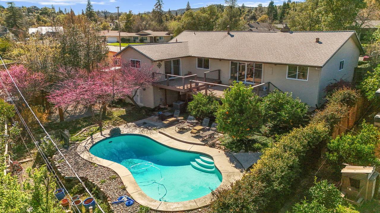 3410 Scenic Drive - Photo 1