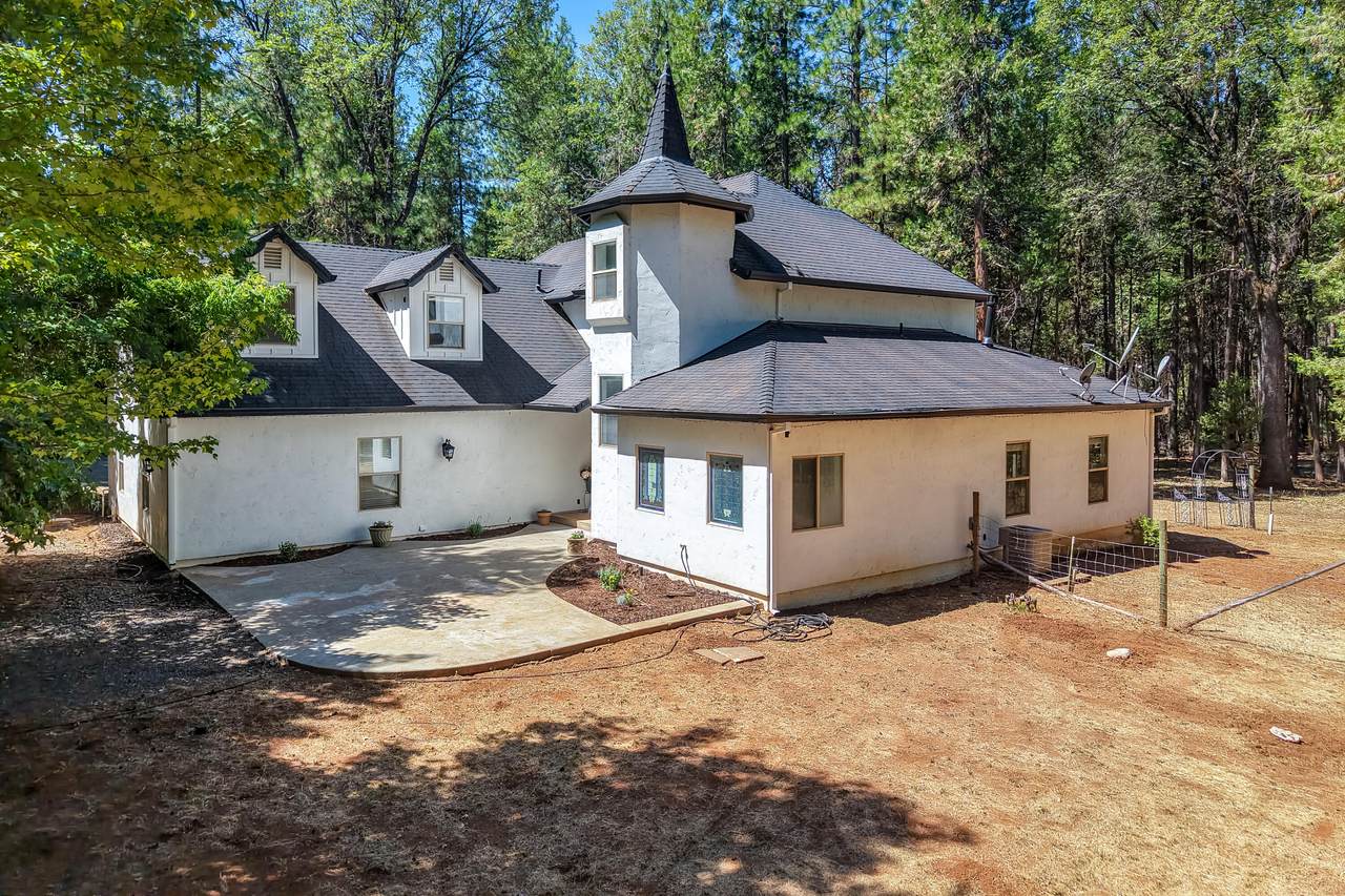 7890 Ponderosa Way - Photo 1