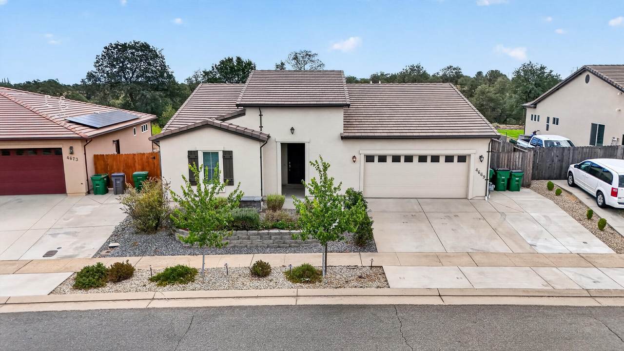 4669 Pleasant Hills Drive - Photo 1