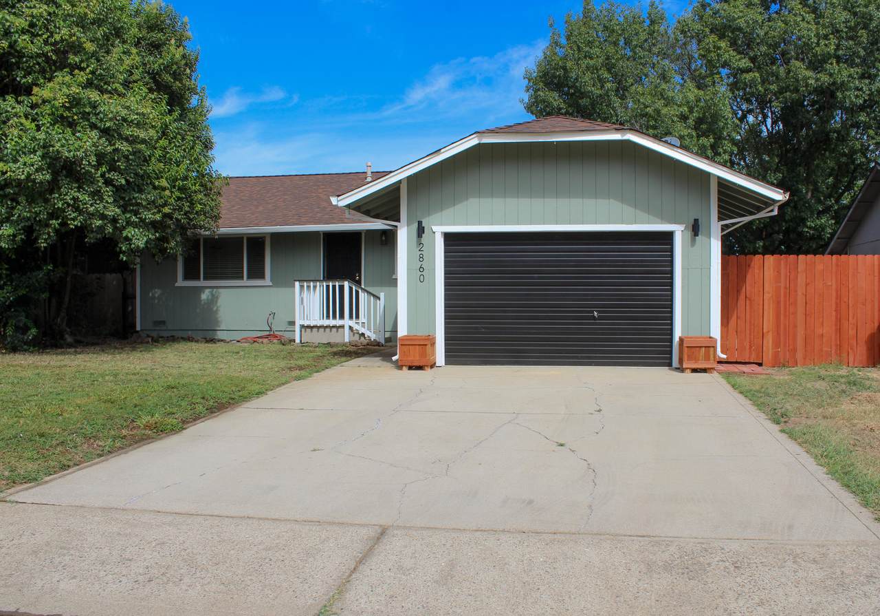 2860 Iris Street - Photo 1