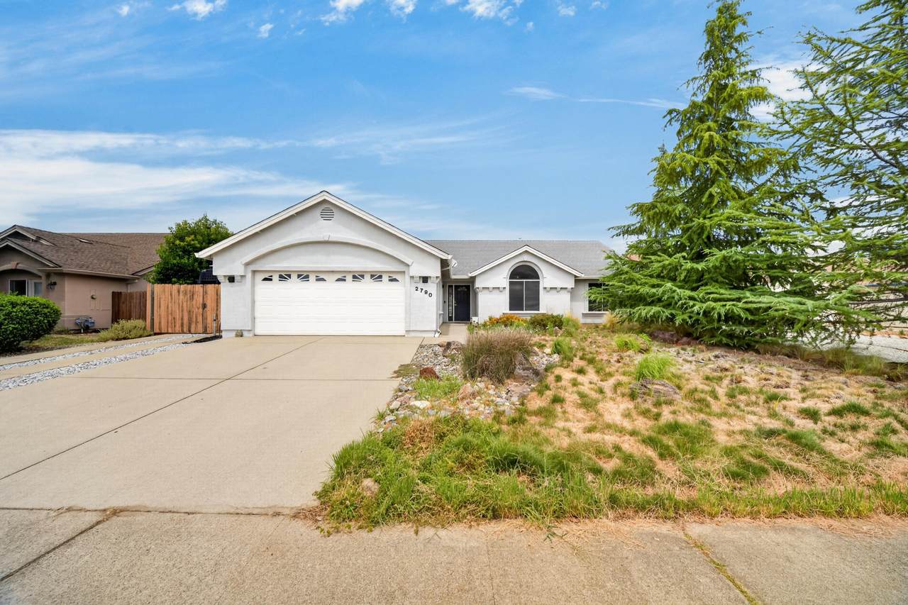 2790 Blue Bell Drive - Photo 1