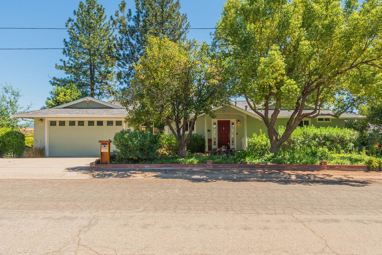 3600 Scenic Drive - Photo 1