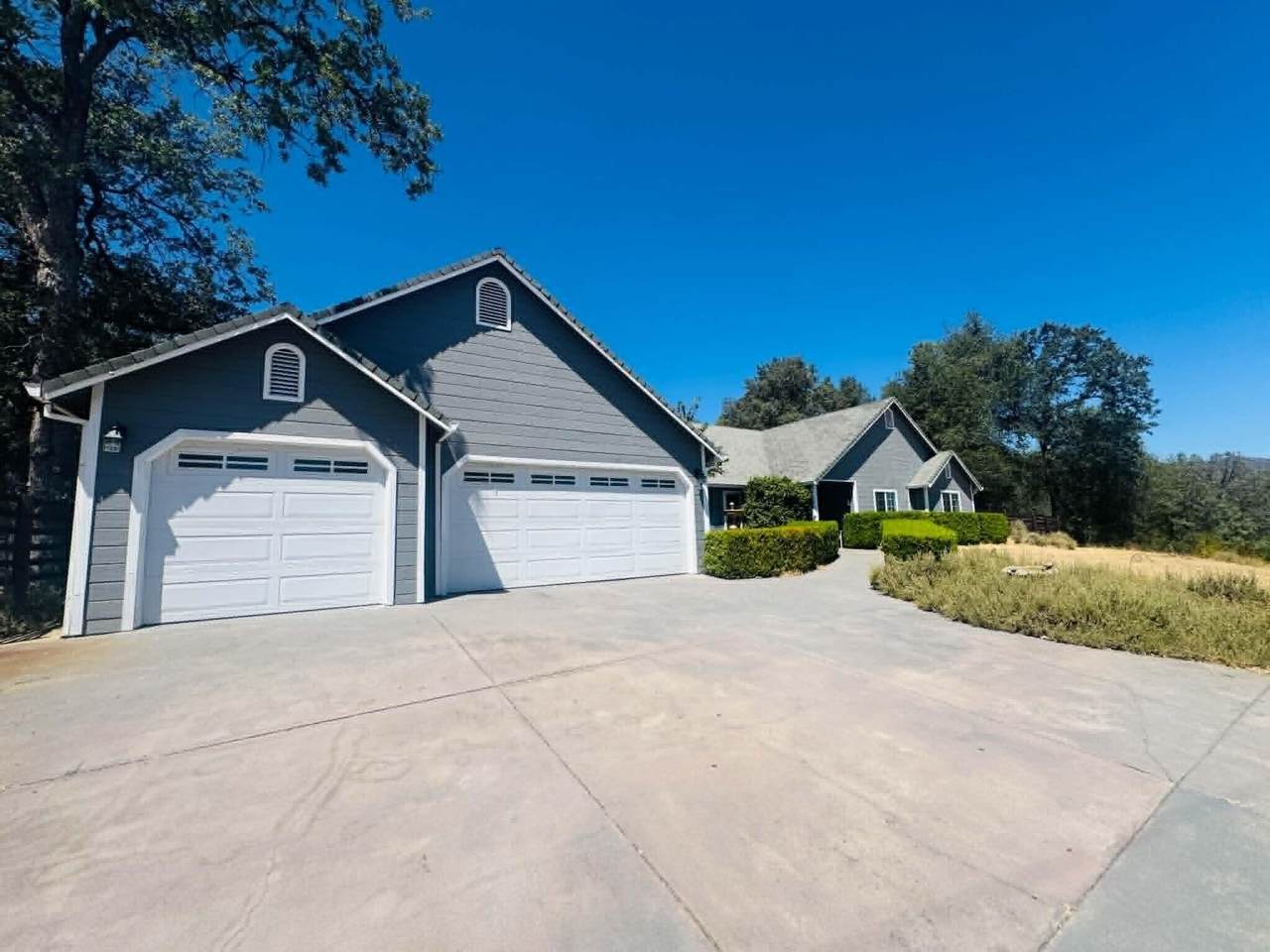 8957 Knobhill Circle - Photo 1