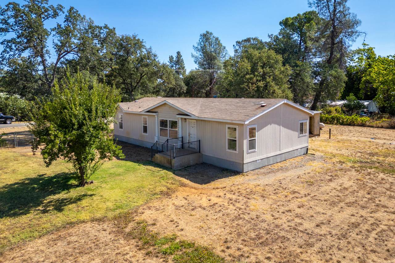 16759 Dorvel Lane - Photo 1