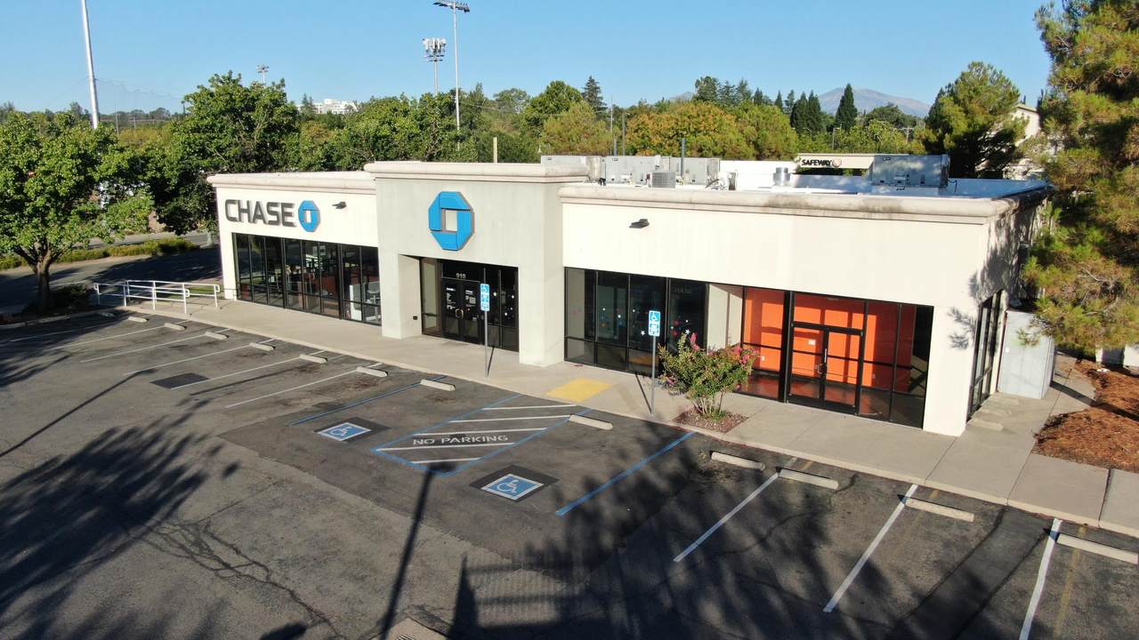 910 Cypress Avenue - Photo 1