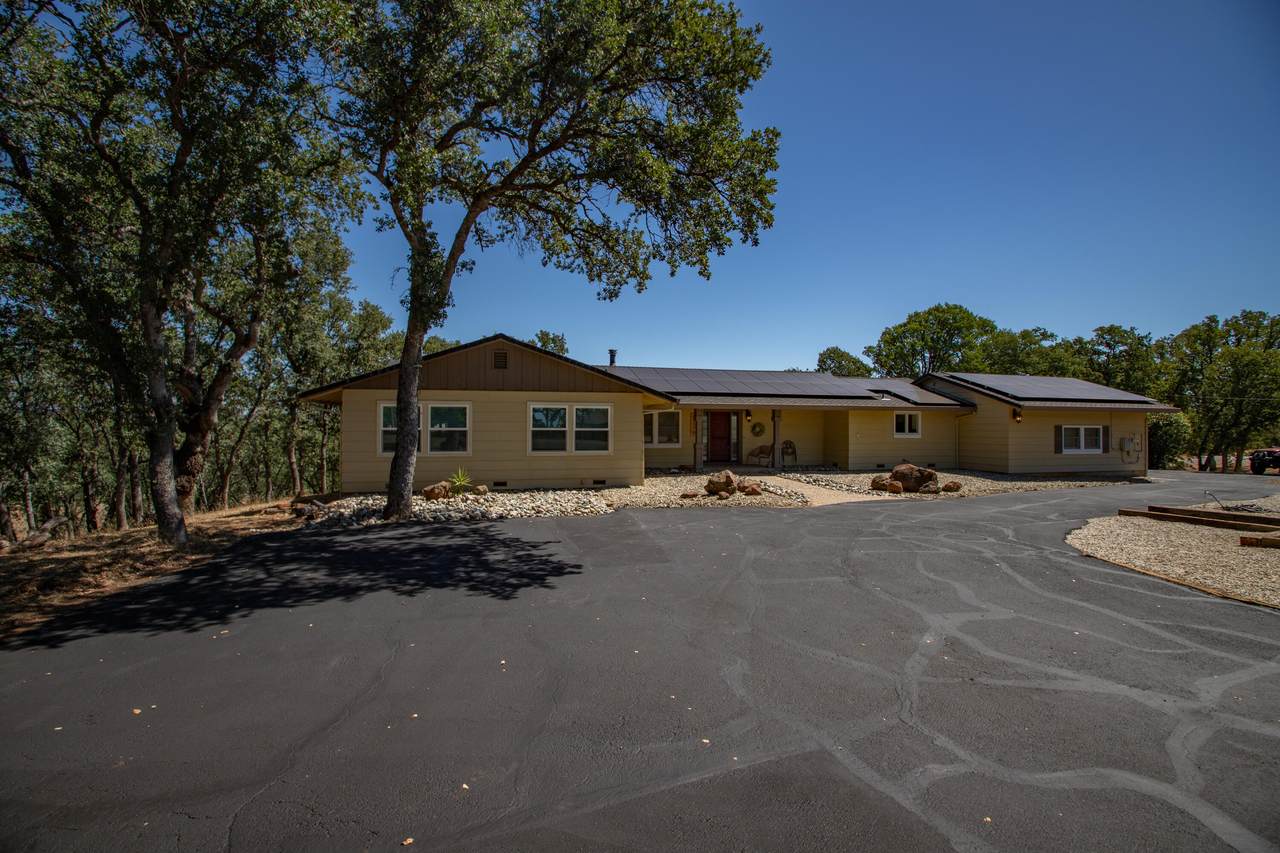 21370 Wilcox Road - Photo 1