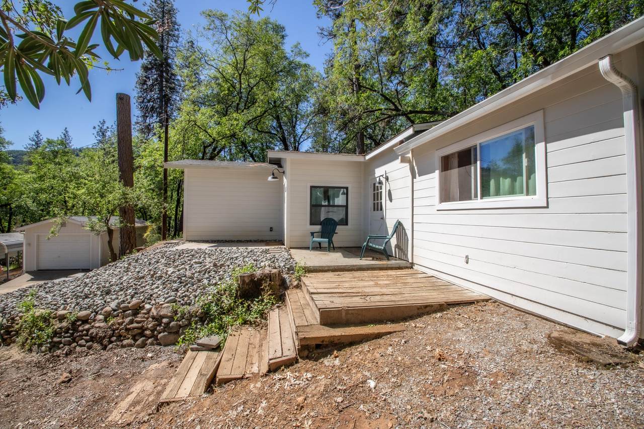 19692 Shasta Drive - Photo 1