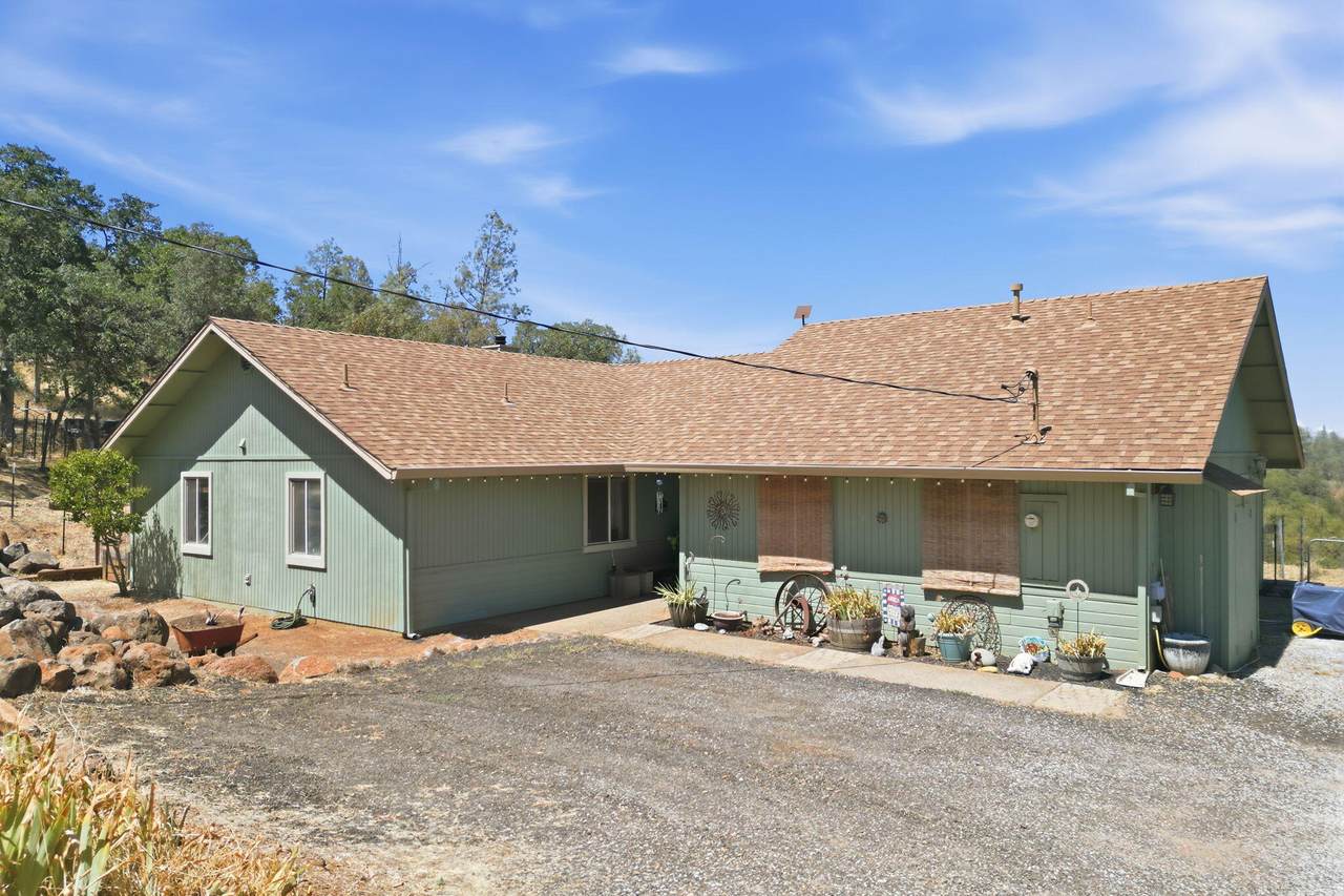 28612 Alpine Way - Photo 1
