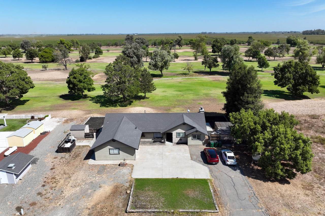 6274 County Road 39 - Photo 1